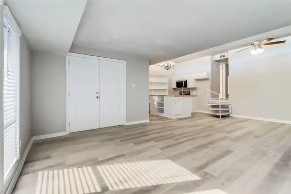 5918 Lago Vista Way #D33, Leander, TX 78645