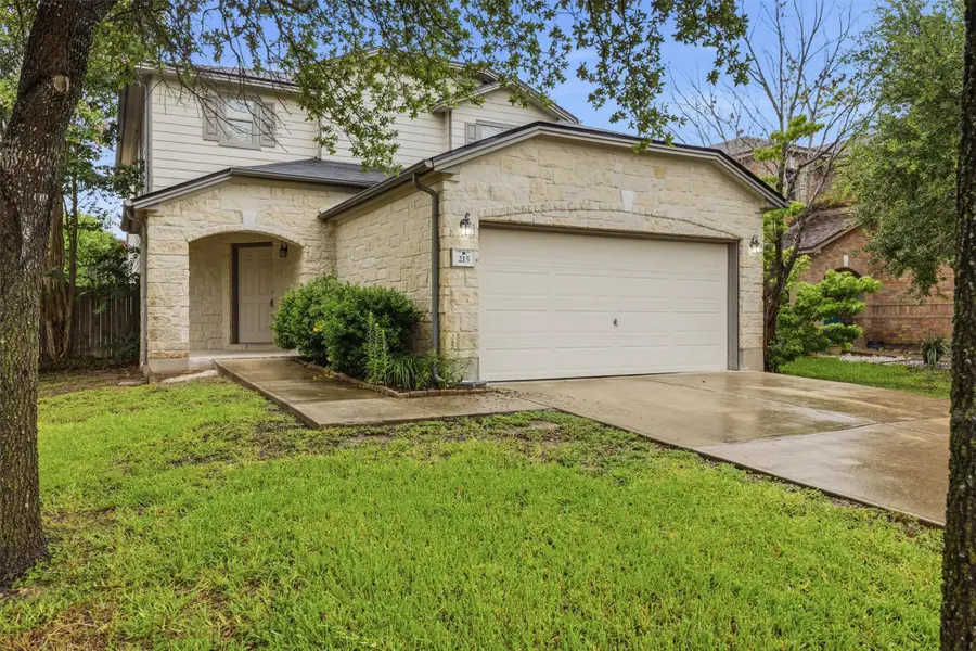 215 Myrtle St, Kyle, TX 78640 - #2