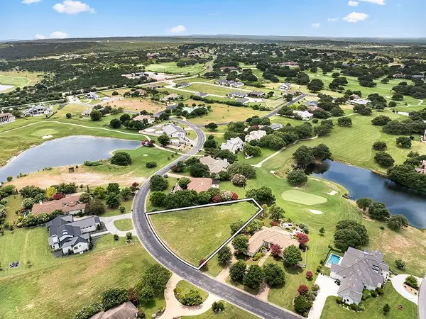 2200 Lauren Dr, Spicewood, TX 78669