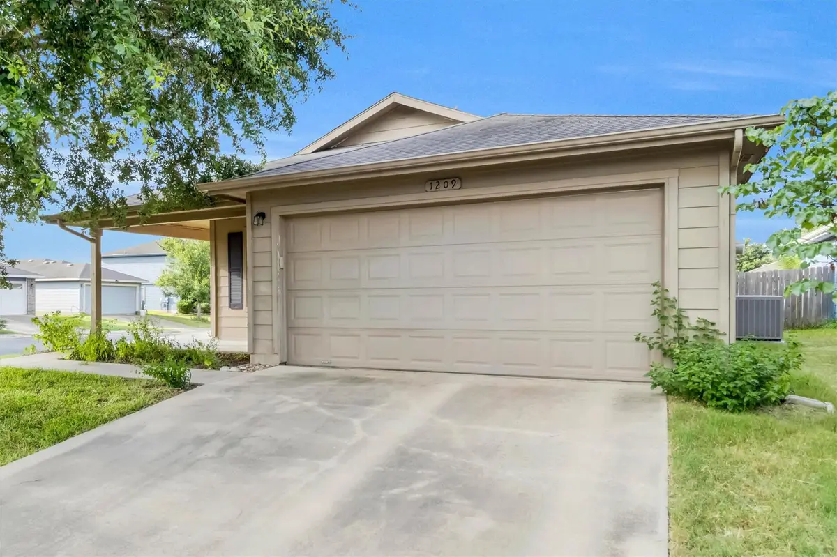 1209 Anise Dr, Austin, TX 78741 - #1
