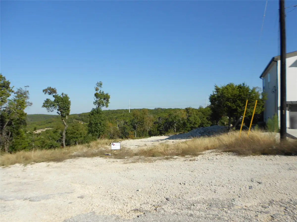 8305 Tombstone Cv, Lago Vista, TX 78645 - Image #1