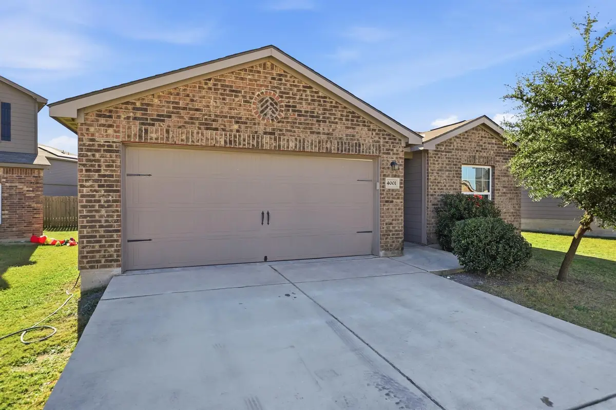 4001 Cressler Ln #15G, Jarrell, TX 76537 - Image #1