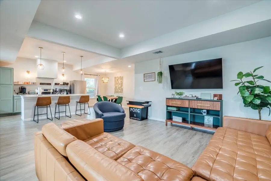 306 Juarez St, San Marcos, TX 78666 - #2