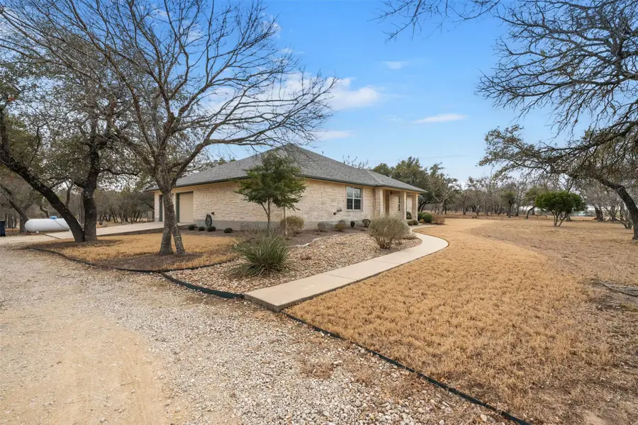 420 Rundberg Dr, Jarrell, TX 76537 - #3