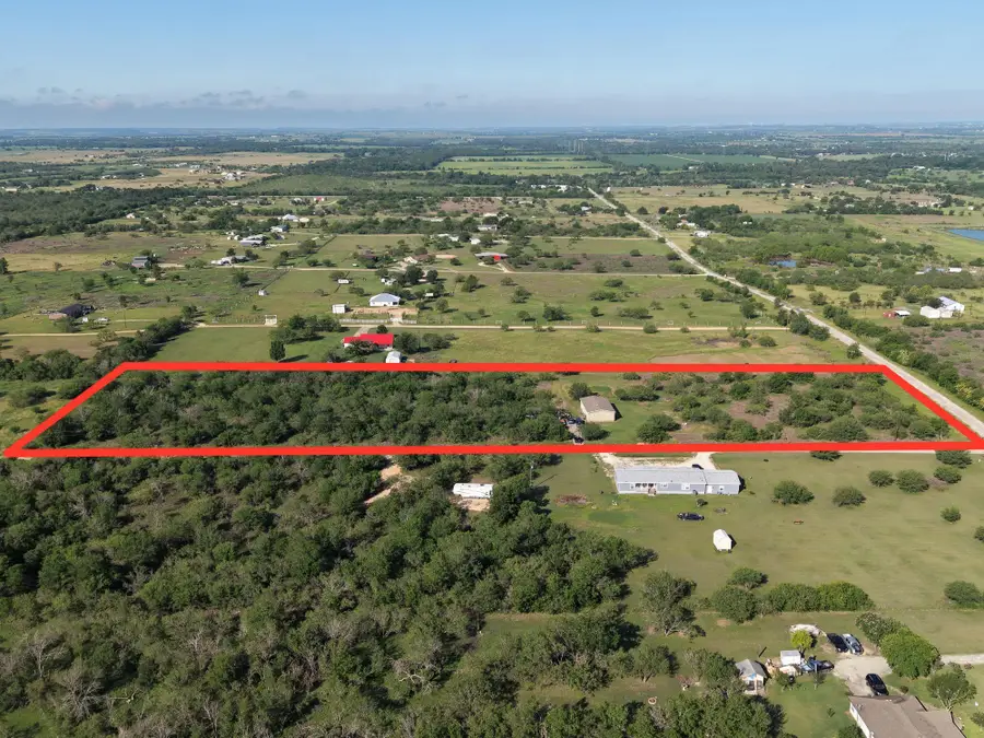 100 Northridge Ln, Martindale, TX 78655 - #2