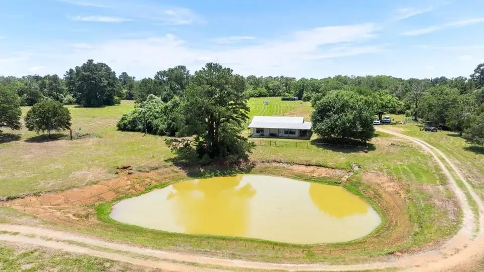 146 Split Oak Rd, Smithville, TX 78957 - #1