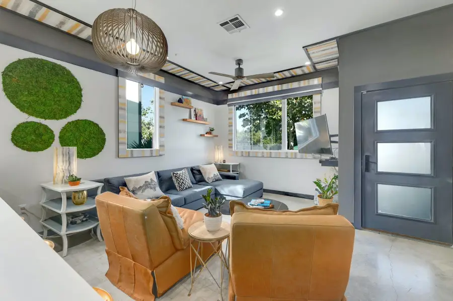 1931 E 38th 1/2 St #33, Austin, TX 78723 - Image #2