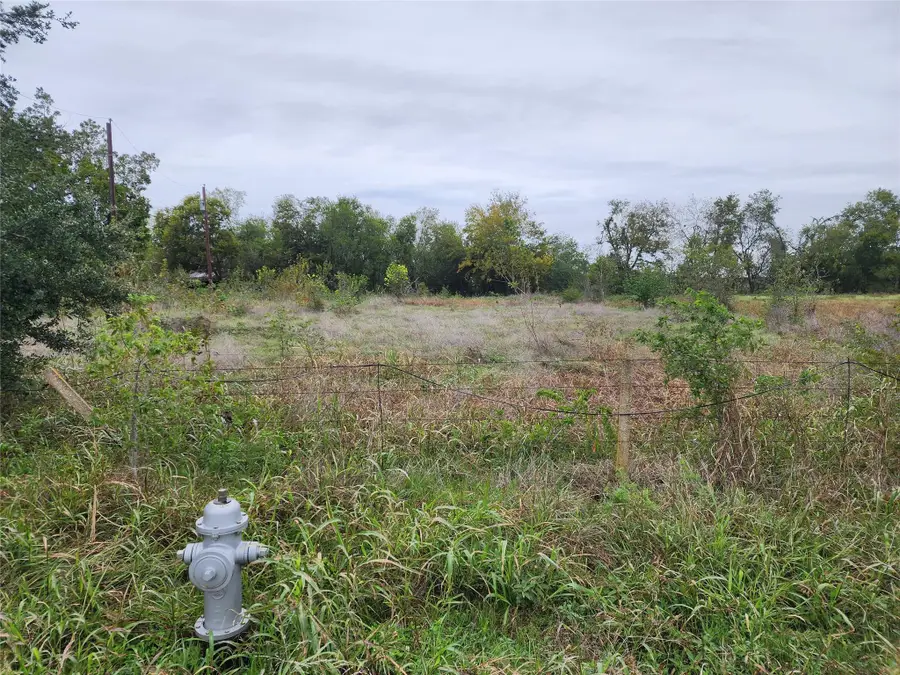 1411 Old Thorndale Rd, Taylor, TX 76574 - #2