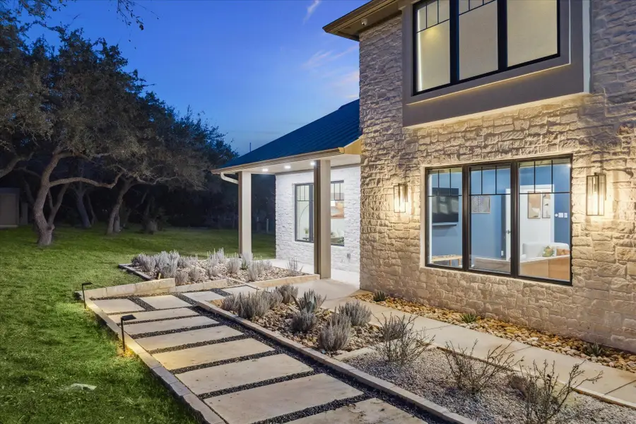 1024 Hidden Hills Dr, Dripping Springs, TX 78620 - #2