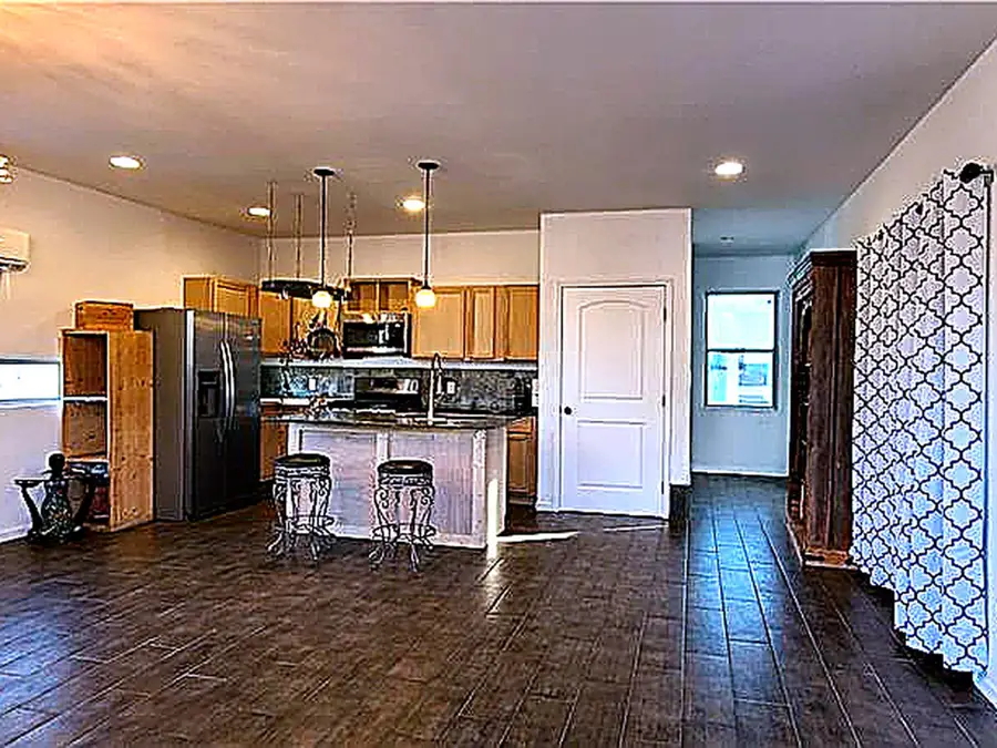 2003 E 9th St, Austin, TX 78702 - Image #2