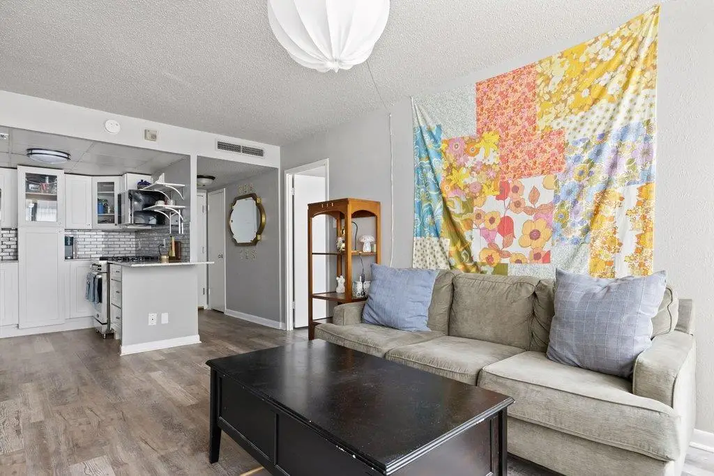 1800 Lavaca St #207, Austin, TX 78701 - #1