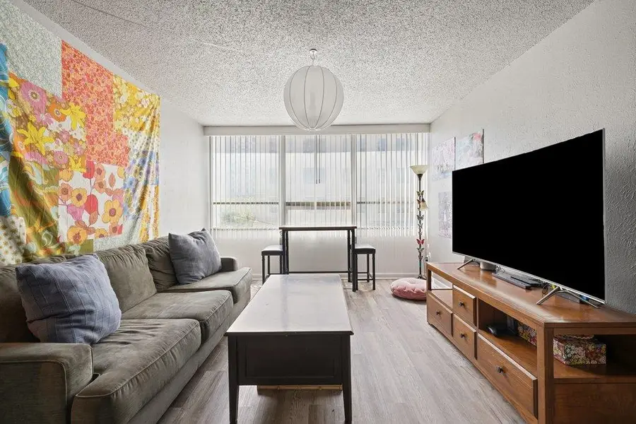 1800 Lavaca St #207, Austin, TX 78701 - #2