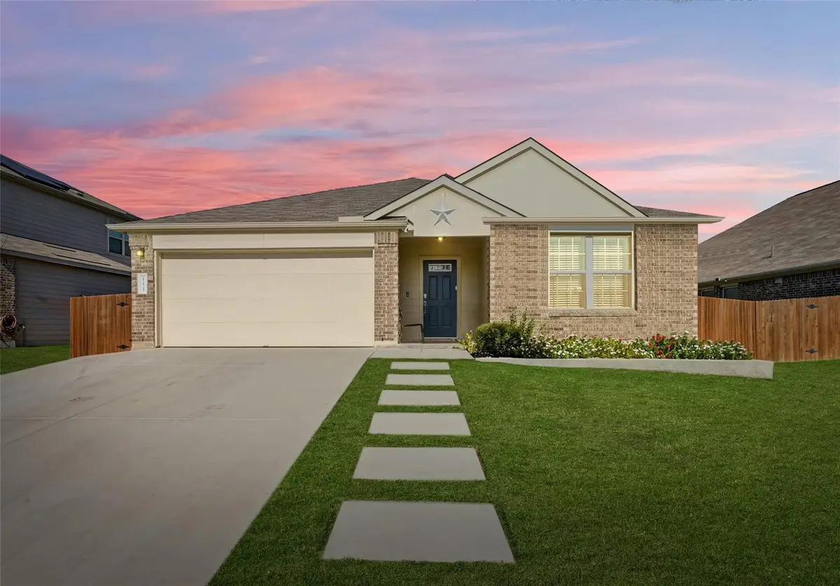 111 Pearland St, Hutto, TX 78634 - Image #1