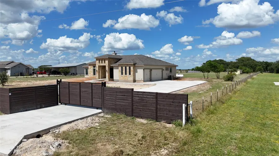 123 Lila Ln, Bertram, TX 78605 - #2
