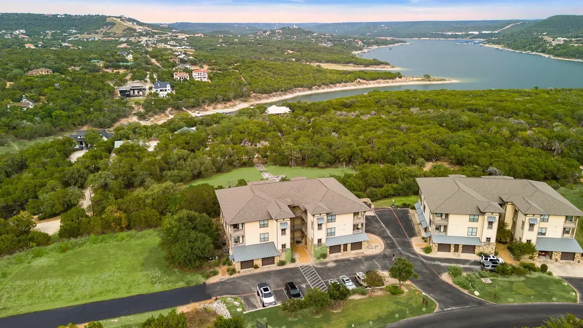 17800 Edgewood Way #202, Jonestown, TX 78645 - #1