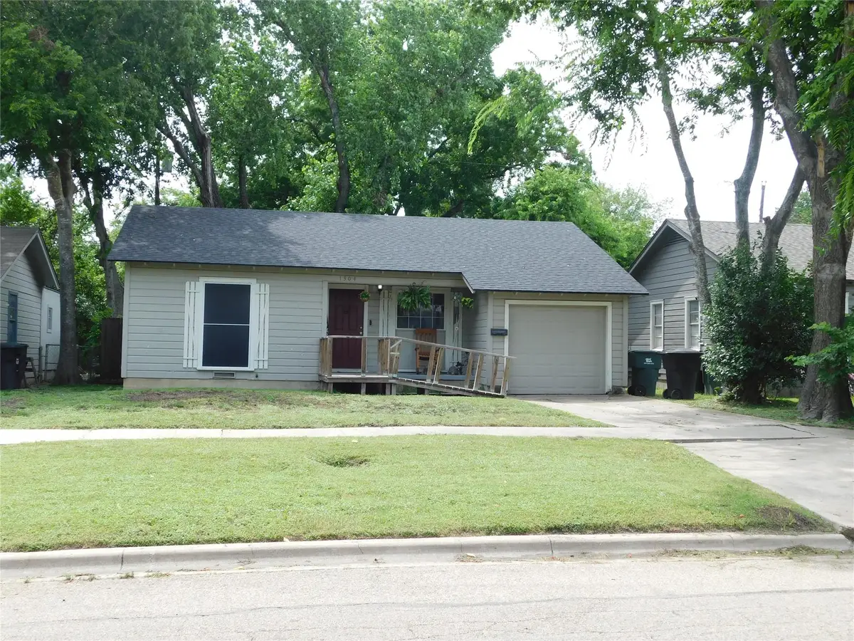 1304 S 19th St S, Temple, TX 76504 - #1