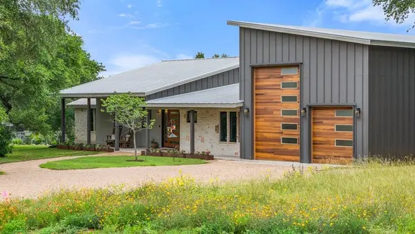 9207 Claxton Dr, Austin, TX 78736