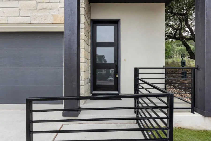 2050 Lohmans Spur Rd #2005, Lakeway, TX 78734 - #3