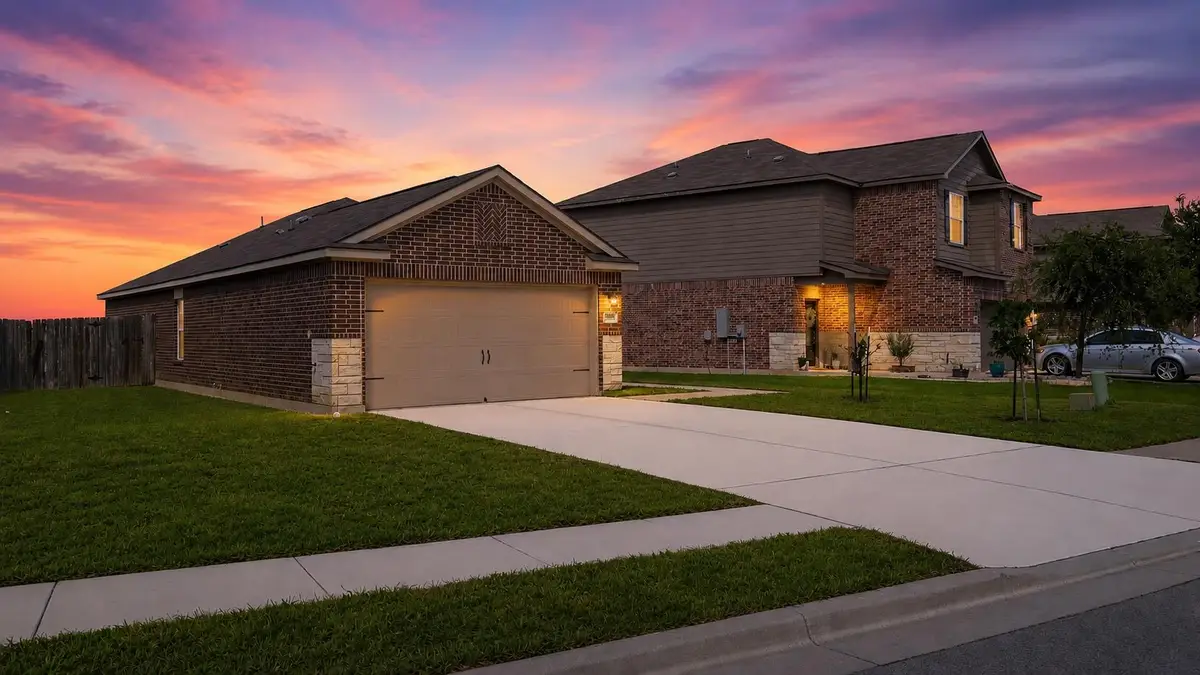 20004 Woodrow Wilson St, Manor, TX 78653 - #1