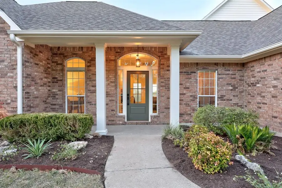 116 Oak Plaza Dr, Georgetown, TX 78628 - Image #3