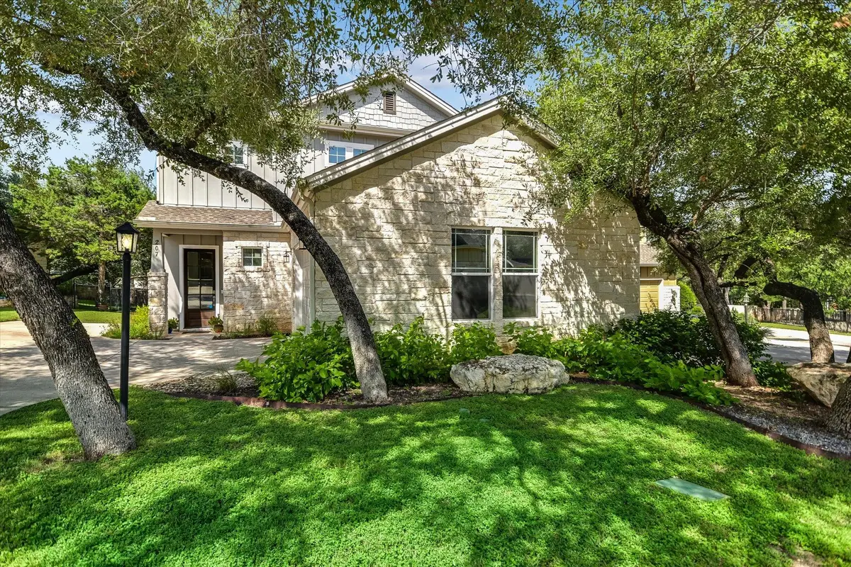 207 Fairlake Cir, Lakeway, TX 78734 - #1
