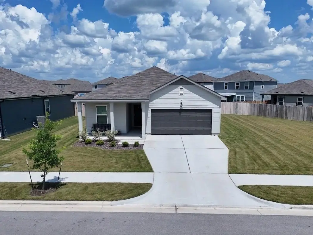124 Blazilmar Ln, Taylor, TX 76574 - #1