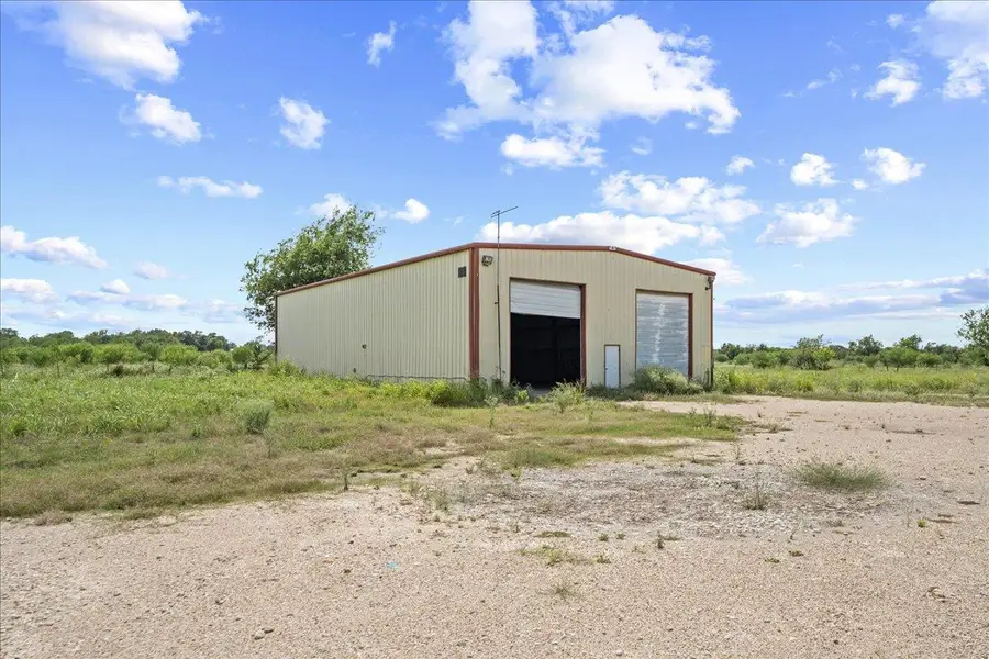 399 Prune Rd, La Grange, TX 78945 - #3