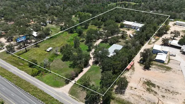 1045 W Sh 71 Highway, Bastrop, TX 78602