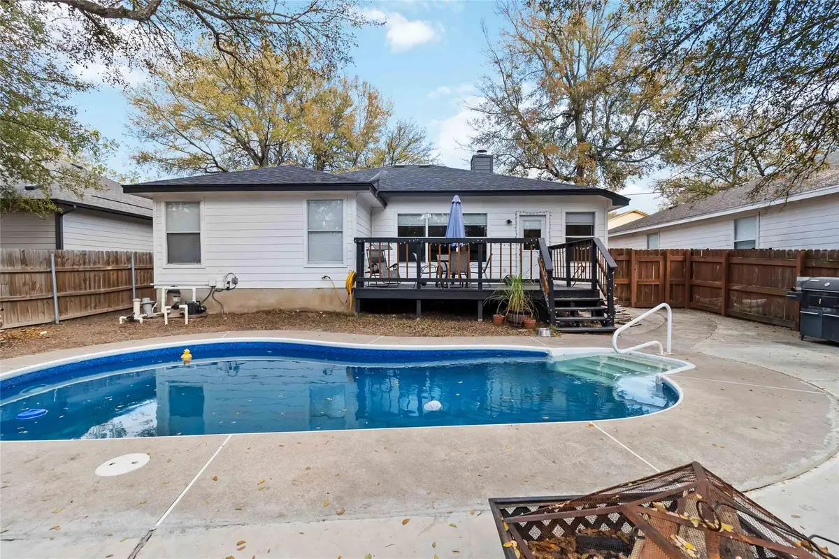 106 Shadow Wood Trl, Cedar Creek, TX 78612 - #1