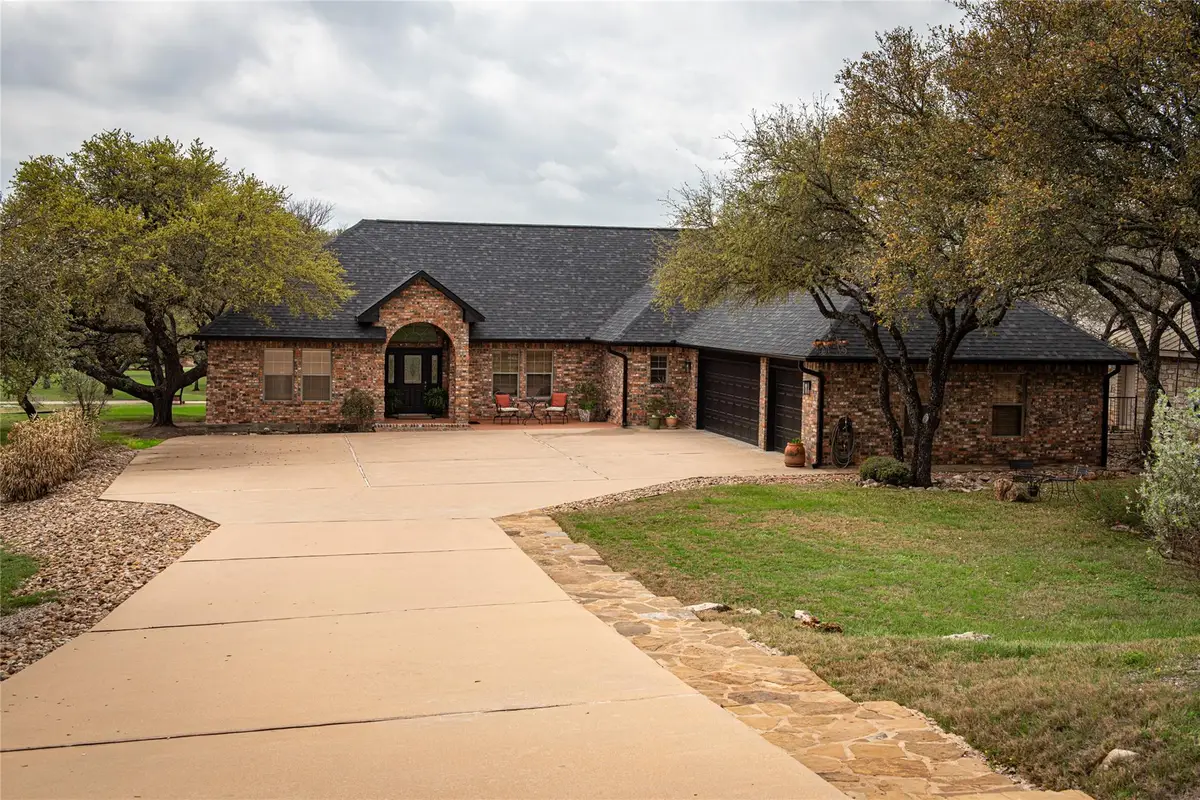 105 Wallace Riddell Dr, Burnet, TX 78611 - #1