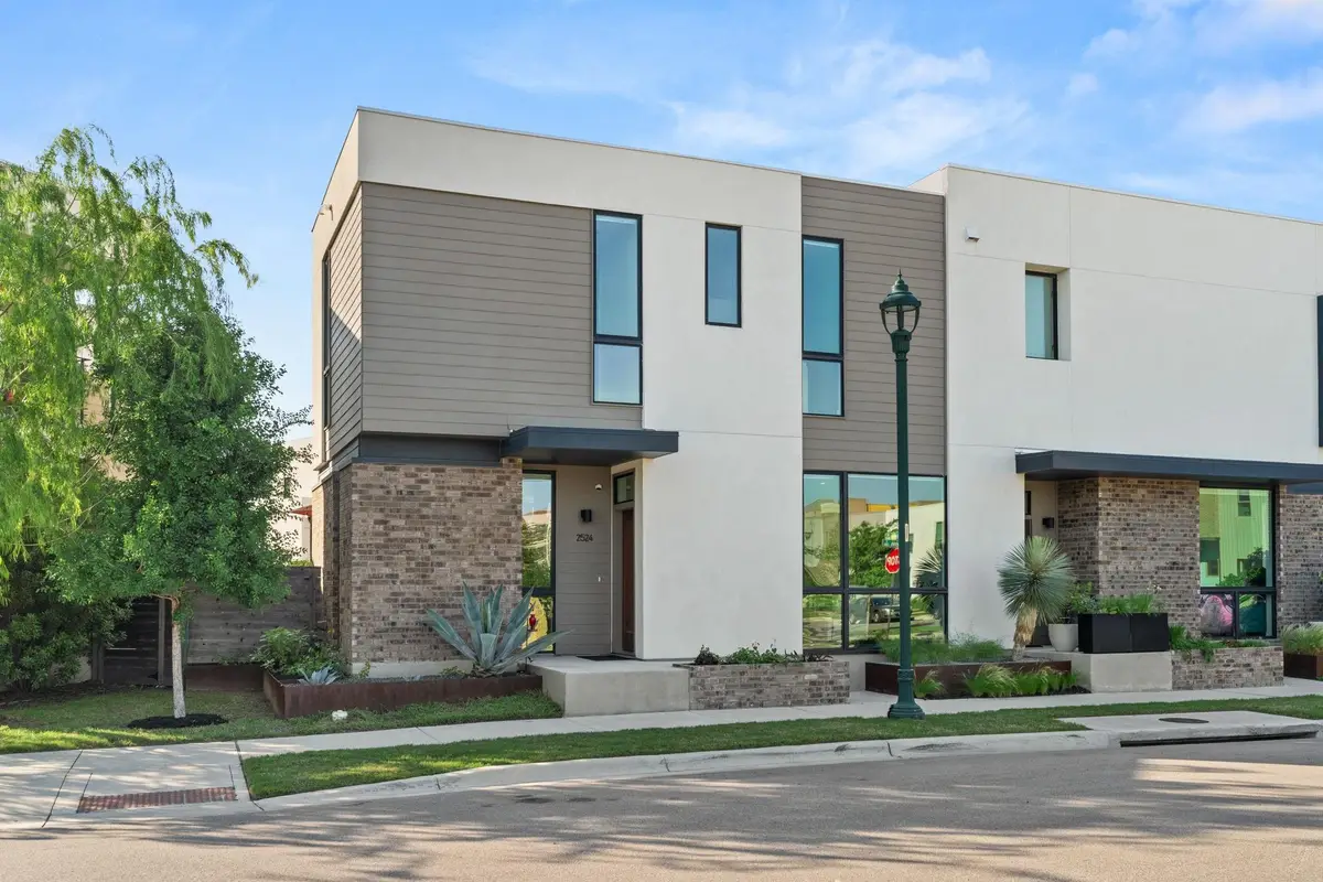 2524 Doc Reeves St, Austin, TX 78723 - #1
