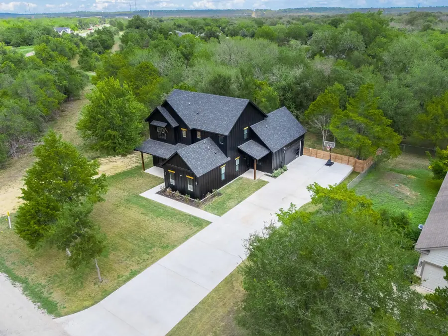 587 W Keanahalululu Ln, Bastrop, TX 78602 - #3