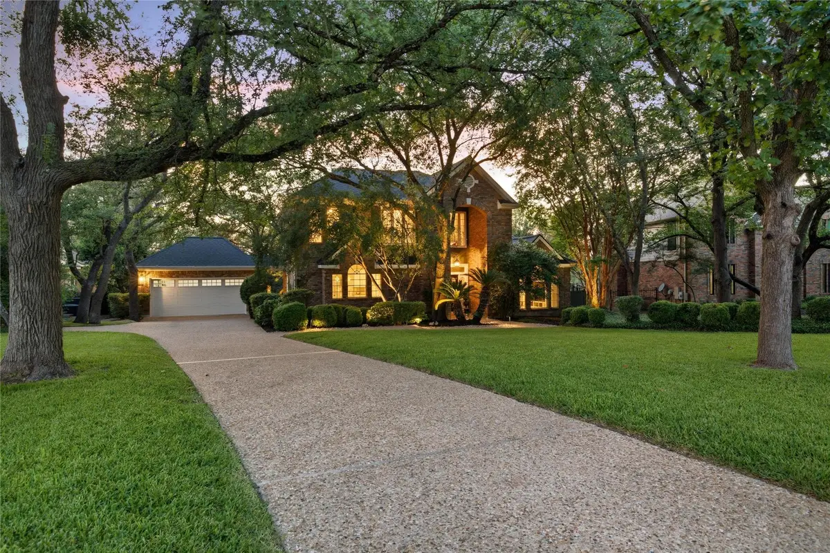 10038 Circleview Dr, Austin, TX 78733 - #1