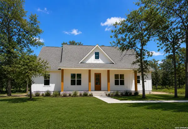 1488 Barth Rd, Dale, TX 78616