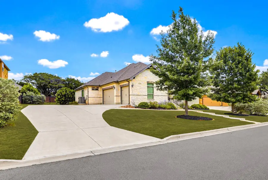 2546 Lermann St, New Braunfels, TX 78132 - #2