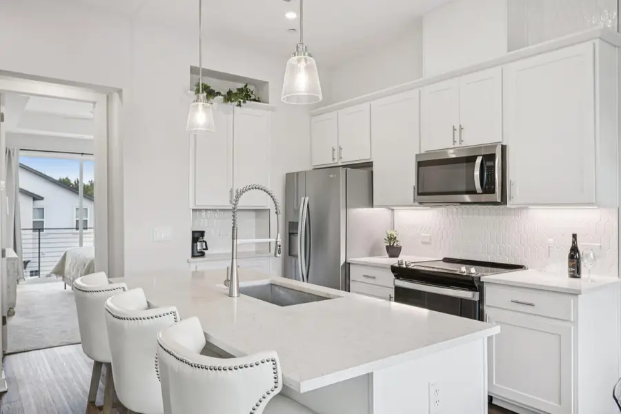 12001 Vista Parke Dr #1104, Austin, TX 78726 - Image #2