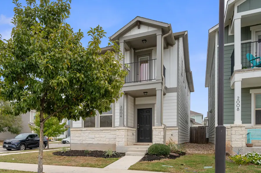 2004 Arendale Dr, Leander, TX 78641 - Image #2