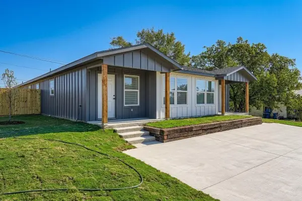 111 Fisher St #A & B, Elgin, TX 78621