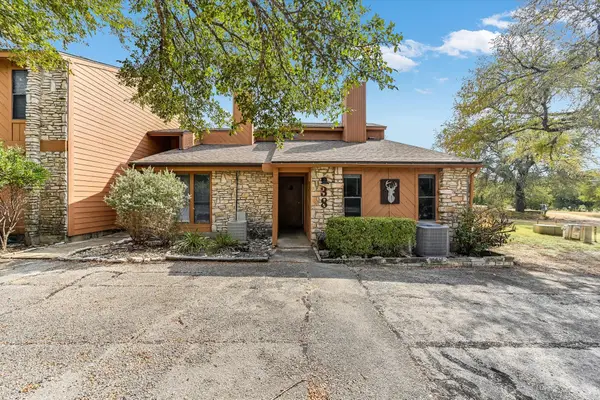 39 Cypress Fairway Vlg, Wimberley, TX 78676