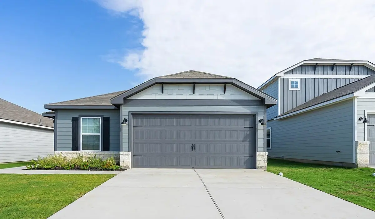 253 W Luna Blue Ln, Jarrell, TX 76537 - #1