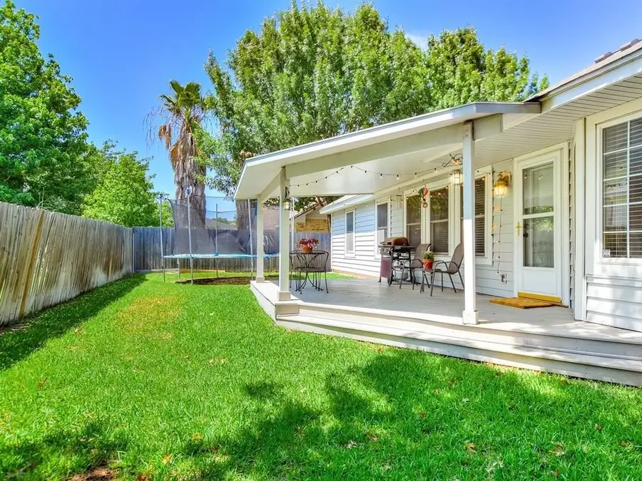 1016 Mohican St, Round Rock, TX 78665 - #3