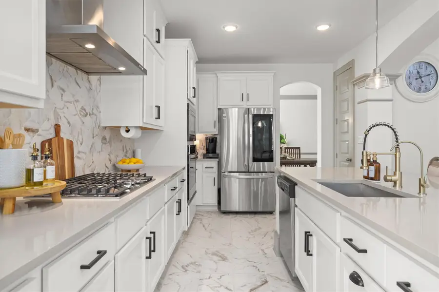 209 Rio Ranchero Rd, Georgetown, TX 78628 - #2