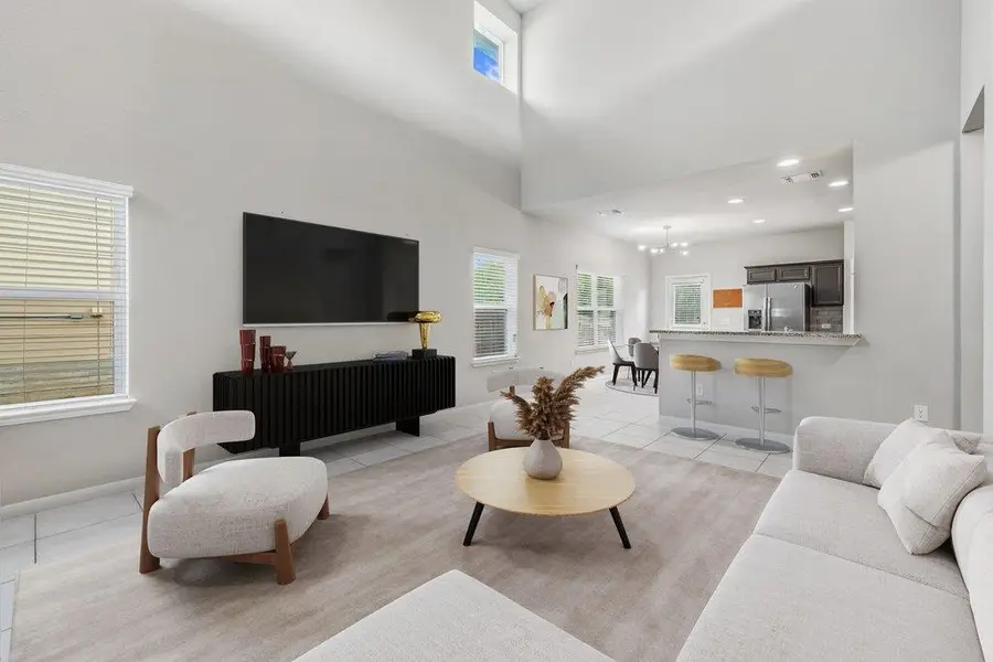 6517 Ranchito Dr, Austin, TX 78744 - #2