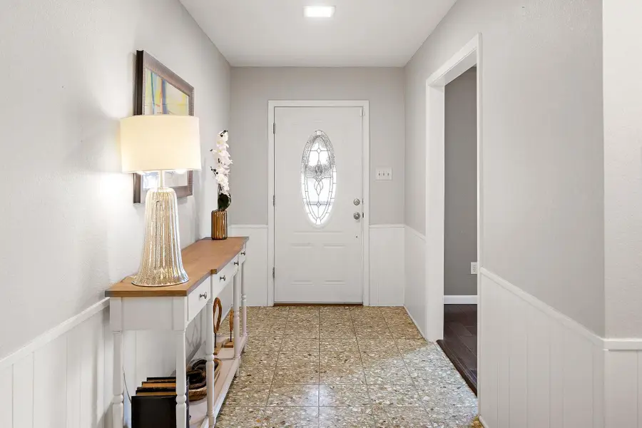 1204 Lime Rock Dr, Round Rock, TX 78681 - Image #2