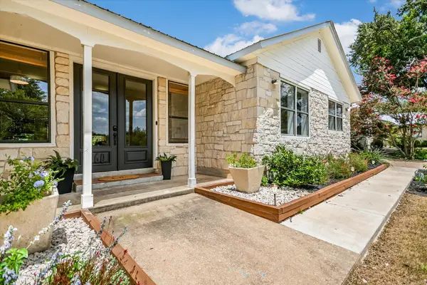 160 Donna Dr, Wimberley, TX 78676