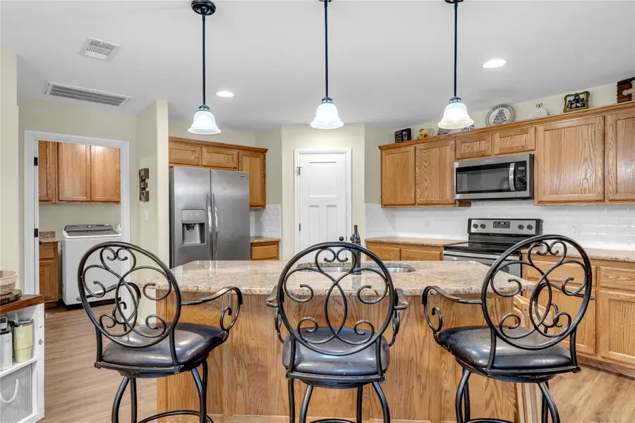1106 Limestone Dr, Lampasas, TX 76550 - #2