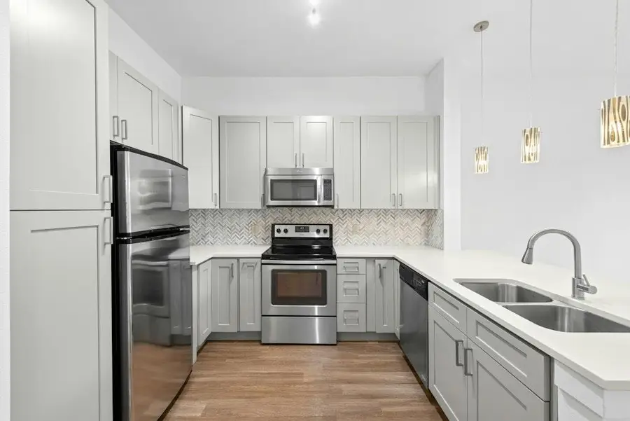 1900 Barton Springs Rd #2021, Austin, TX 78704 - #2