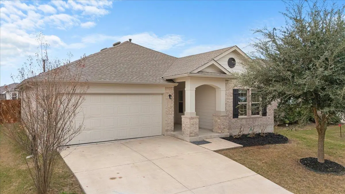 111 Crooked Trl, Bastrop, TX 78602 - Image #1