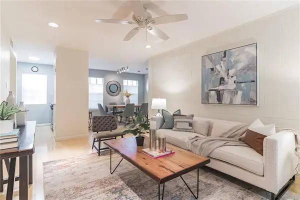 300 Crockett St #116, Austin, TX 78704