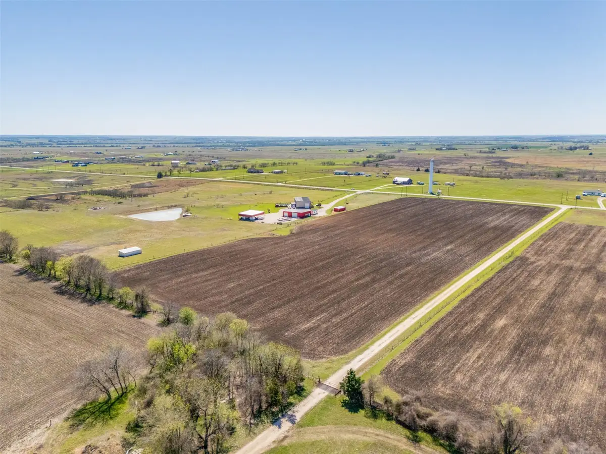 1295 County Road 432 Rd, Taylor, TX 76574 - #1